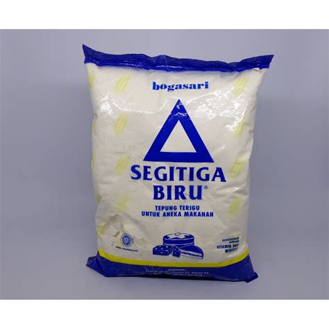 Jual Tepung Terigu Segitiga Biru kemasan 1kg Indonesia|Shopee Indonesia