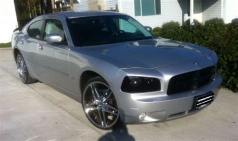 Sell used 2010 Dodge Charger SXT CUSTOM- 22 DUBS WITH ONLY 50K*** LEATHER***CLEAN TITLE*** in ...