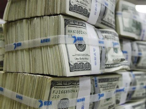 This Is What A Trillion Dollars Looks Like | 15 Minute News