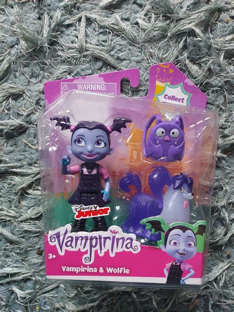 new Disney Vampirina & Wolfie Figure Set in M13 Manchester for £2.50 for sale | Shpock