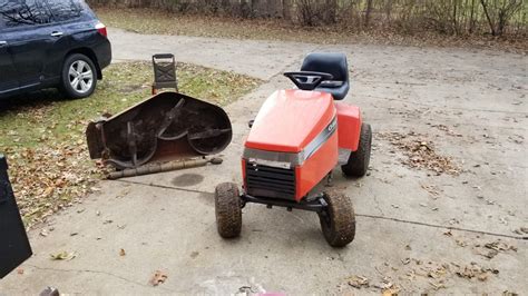 Replacing the Drive Belt On A 1998 Simplicity Broadmor 16HP Tractor - Ronin's Grips