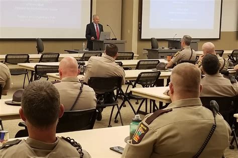 State Patrol Gets Training in Communication