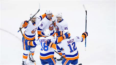 NHL Game Preview: New York Islanders vs. Toronto Maple Leafs | Bleacher ...