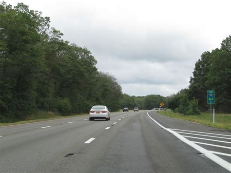 Massachusetts - Interstate 195 Eastbound | Cross Country Roads