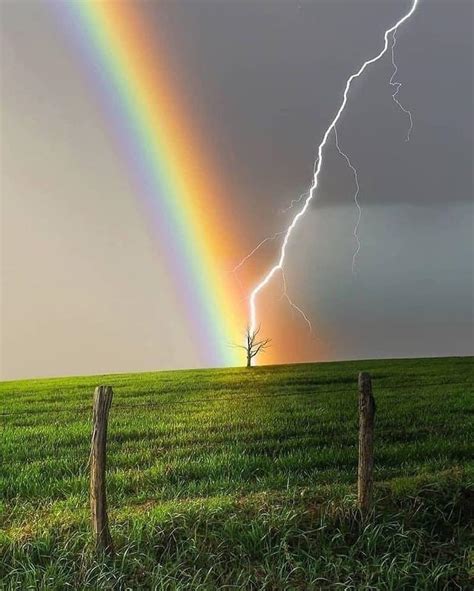 Lightning meets a rainbow - By decak_iz_topole : r/BeAmazed