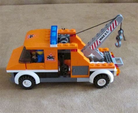 7638 Lego Complete City Traffic Tow Truck town orange safety | Lego city, Tow truck, Towing