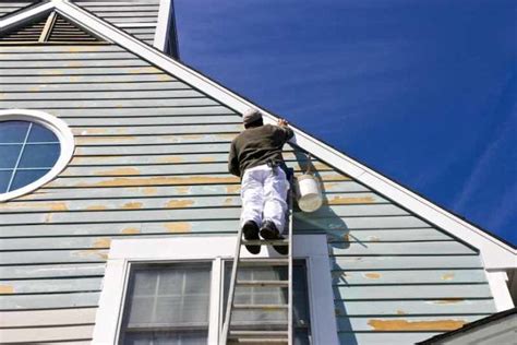 The Best Ladder For Interior and Exterior Painting - DIY Painting Tips