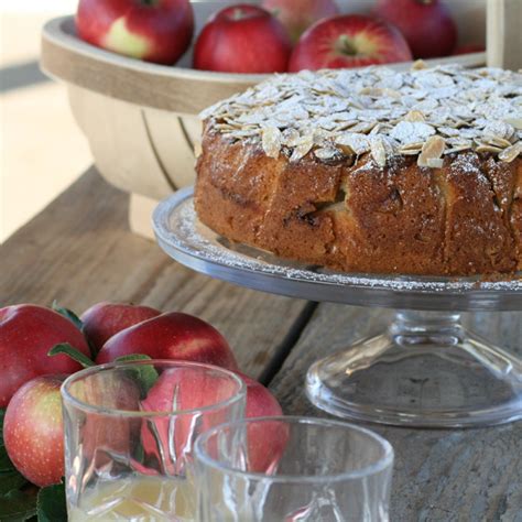 Apple and Almond Cake Recipe - The Oxford Magazine