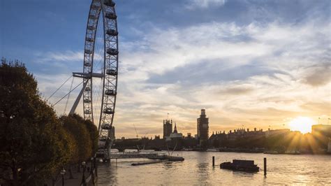 London Panorama Time-lapse: Hungerford Bridge - Harvey Scott Vision