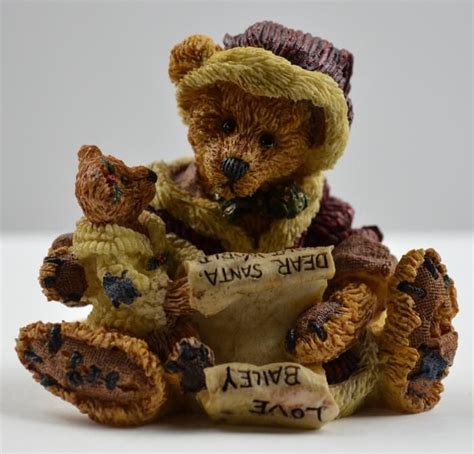 Boyds Bears Resin Bear Figurine - Kringle & Bailey With List | Boyds bears, Bear figurine, Boyds ...