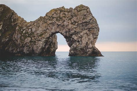 Durdle Door to Lulworth Cove - An Easy Yet Beautiful Hike | kevmrc.com