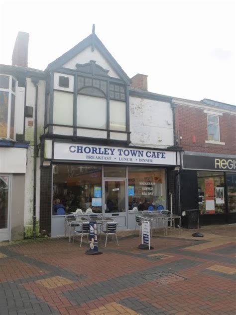 North West Images: Chorley Town Centre: Part 2 of 2