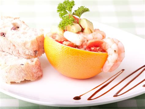 Pamplemousse aux crevettes tout simple : Recette de Pamplemousse aux ...