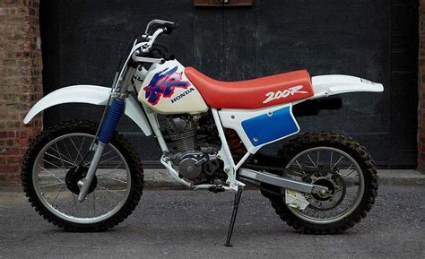 Honda XR200R (1993) - MotorcycleSpecifications.com