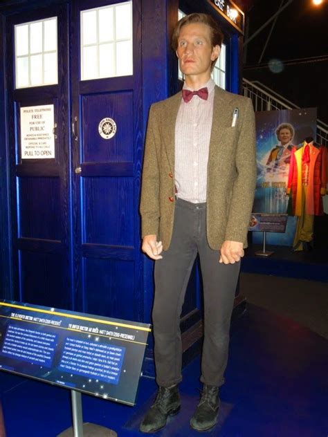 Notti's Blog: Eleventh Doctor: The Fez Look.