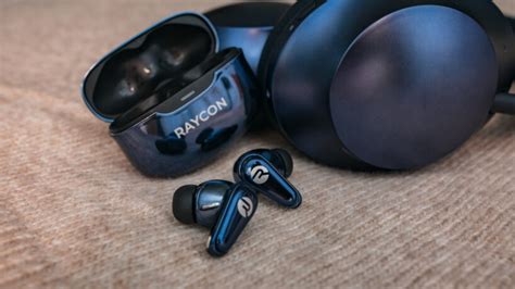 Raycon Everyday Pro series launched: Pro earbuds, headphones in name only?