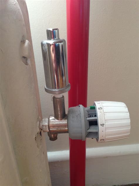 Banging pipes/radiator - Home Improvement Stack Exchange