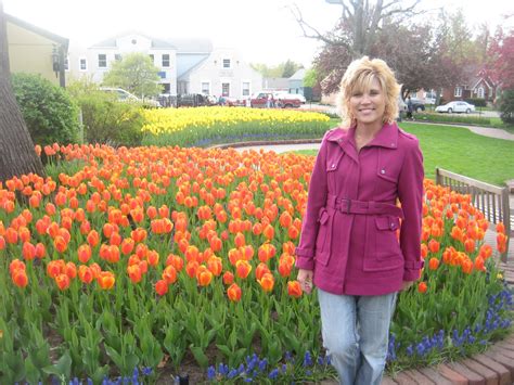 Debra Clopton: Pella Tulip Festival--Pella Iowa a Great Place to Visit