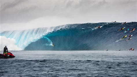 Watch the 2019 Big Wave Award Nominees in Action | World Surf League