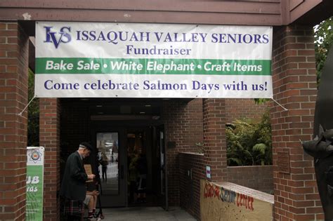 Seniors air grievances at Issaquah senior center meeting as talks ...