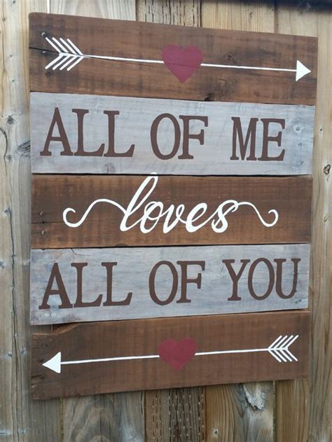 unique-rustic-wood-sign-for-valentine-day-decor