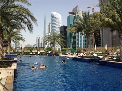 Outdoor pool - Picture of JW Marriott Marquis Hotel Dubai, Dubai - TripAdvisor