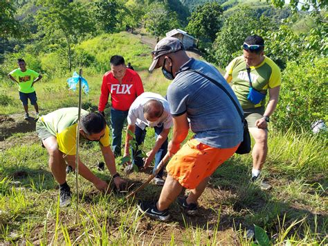 Makatao Supports Greening Campaign In Sto. Tomas, Davao Del Norte - Radio Philippines Network