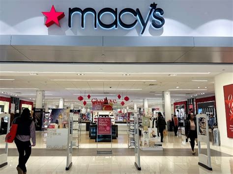 Macy's To Close 150 Stores: Will LI Stores Be Affected? | Westhampton ...