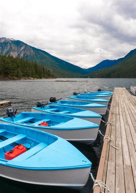 Ross Lake Resort: Floating Lakefront Paradise