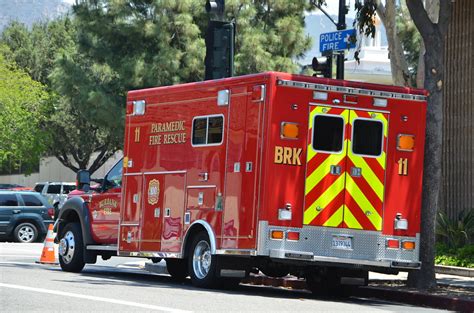 BURBANK FIRE DEPARTMENT RESCUE AMBULANCE 11 - a photo on Flickriver