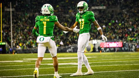 Oregon Ducks vs. Oregon State Beavers Score Predictions - Sports ...