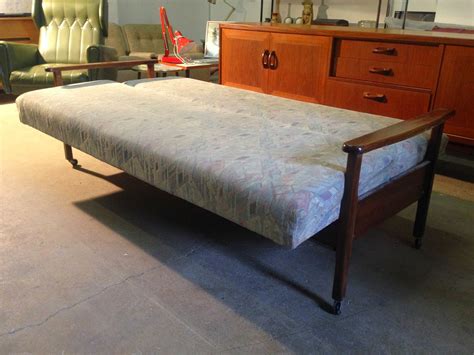 Vintage Furniture Ireland OCD: Vintage 1970s Sofa Bed