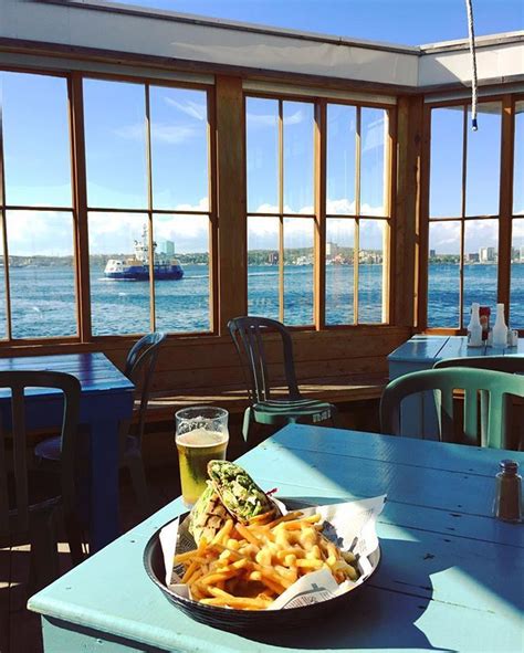 10 Waterfront Restaurants In Halifax With Stunning Views That Will ...