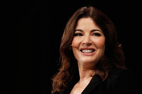 Nigella Lawson swears by this trick to make self-raising flour from ...