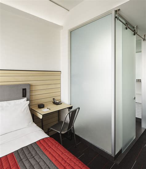 Pod Hotels’s new Times Square flagship comes with 45 apartments for rent - Curbed NY