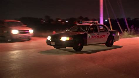 Man surrenders to police after hours-long Texas City standoff - ABC13 ...