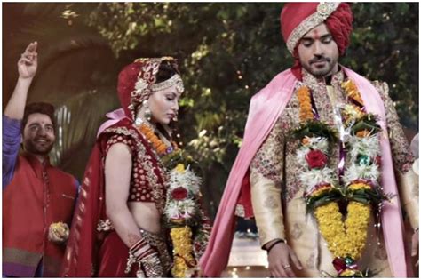 Urvashi Rautela's Wedding Picture with Gautam Gulati Shocks Fans, Did ...