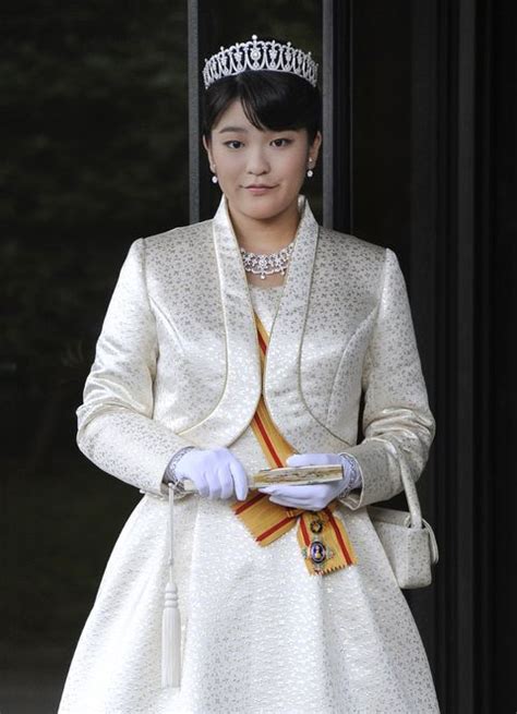 Japan's Princess Mako Engaged to Kei Komuro