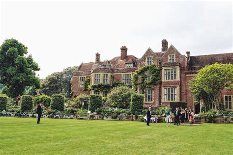 At Glyndebourne—A Black-Tie Opera and Picnic in the English Countryside | Vogue