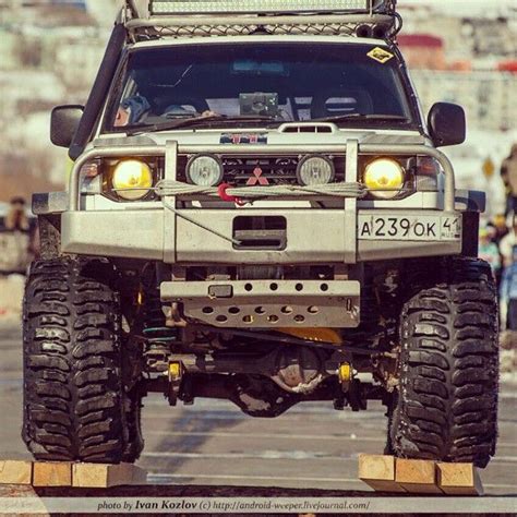 327 best Mitsubishi Pajero images on Pinterest | Mitsubishi pajero, Off ...