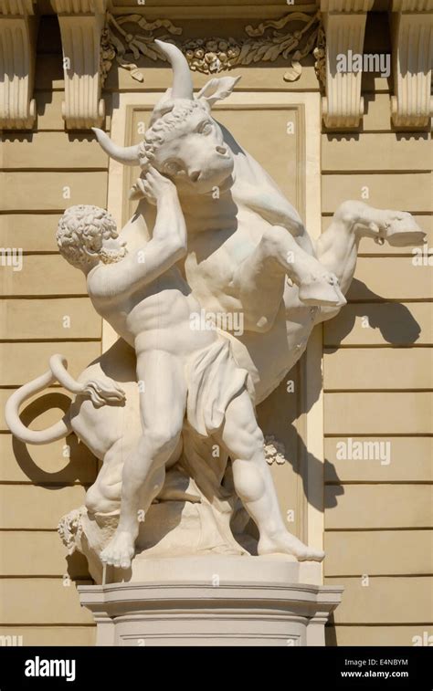 Austria, Vienna. Statue: Hercules / Heracles fighting the Cretan Bull ...