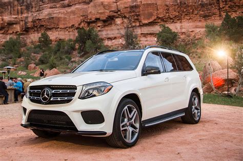 2017 Mercedes-Benz GLS-Class Review