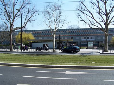 Le Lycée Paul Valéry, le premier lycée d'IA de France - Fondation l'IA pour l'école