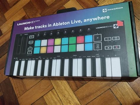 Novation Launchkey Mini Mk3 (BRAND NEW) w/ FREE Software, Hobbies & Toys, Music & Media, CDs ...