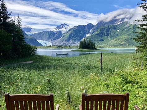 Kenai Fjords Glacier Lodge | Kenai Fjords National Park Vacations