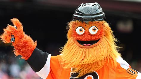 Gritty, the Hockey Mascot and Meme Machine, Celebrated His First Pride in Philadelphia | Teen Vogue