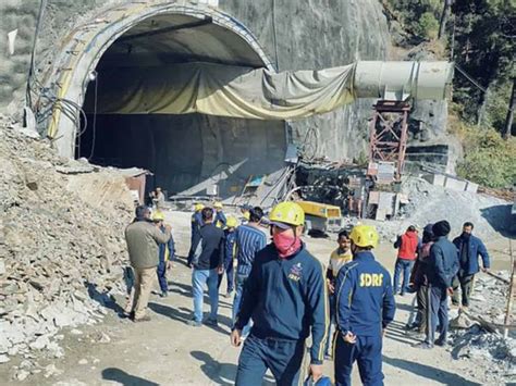 Uttarkashi tunnel collapse: Food & mobile aid sent to trapped workers