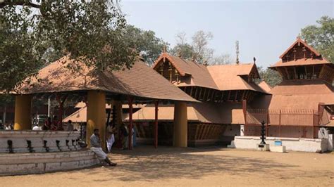 Kodungallur Bhagavathy Temple – History, darshan & how to reach