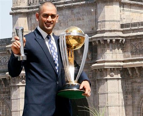 MS Dhoni's shaved head was the biggest surprise of 2011 World Cup for us, says Ranjib Biswal