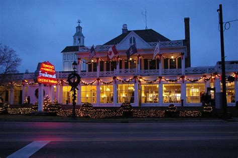 Frankenmuth an 'amazing Christmas town' - Midland Daily News